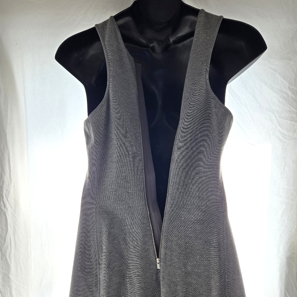 Lovely Gray BR Racerback Ruffle Hem Dress EUC - Picture 7 of 10